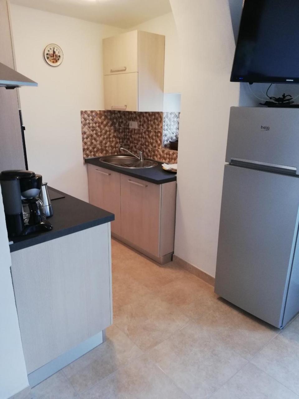 Apartment Surdic วาลุน ภายนอก รูปภาพ
