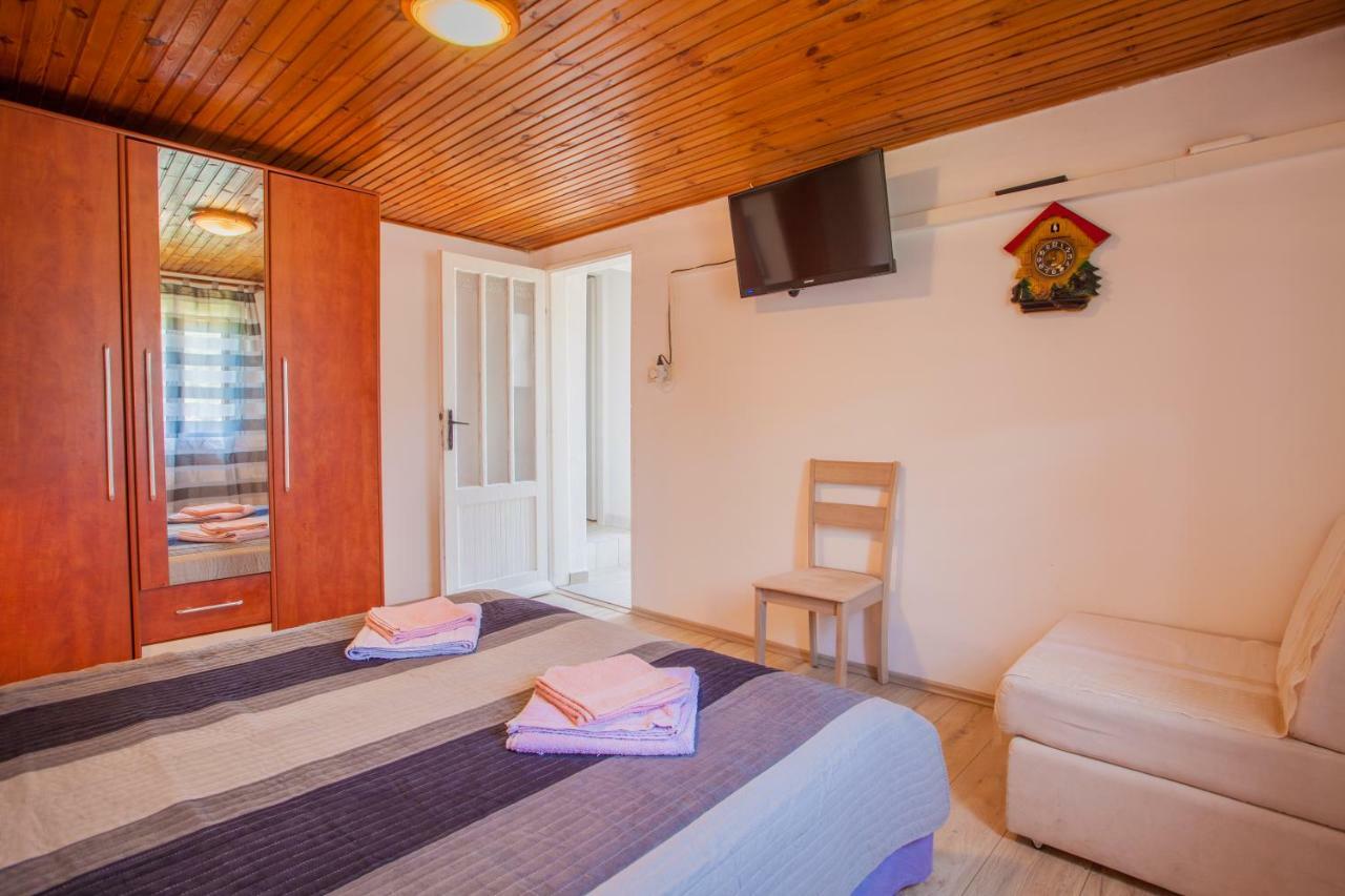 Apartment Surdic วาลุน ภายนอก รูปภาพ