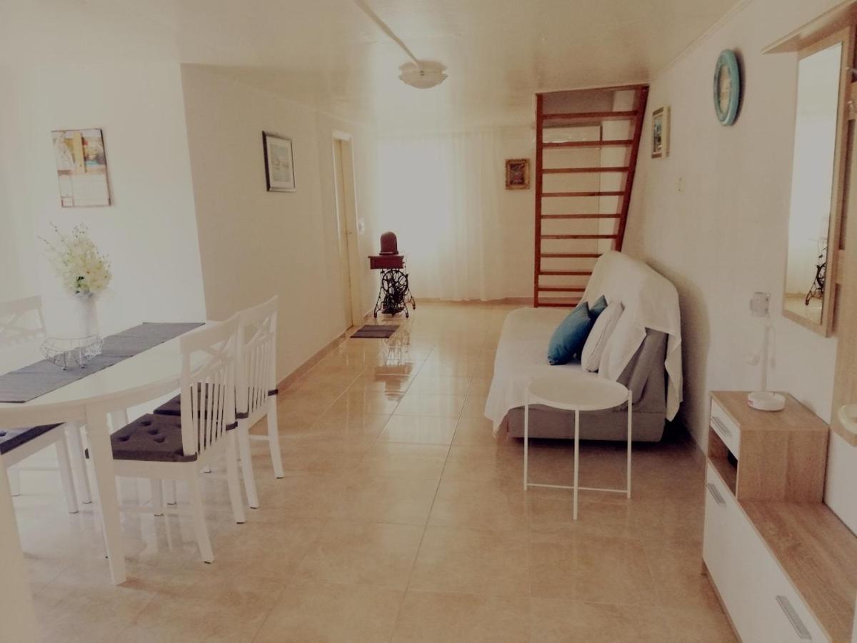 Apartment Surdic วาลุน ภายนอก รูปภาพ